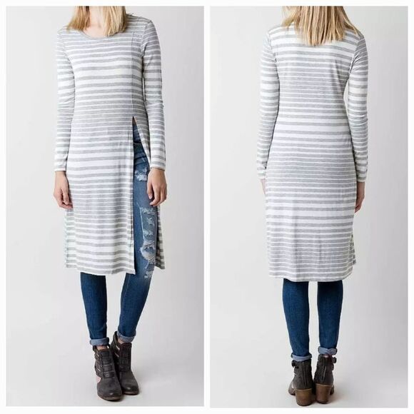 Love on a Hanger M/L Grey Striped Maxi Top Long Side Slit Tunic Casual Tee Shirt - Picture 3 of 12